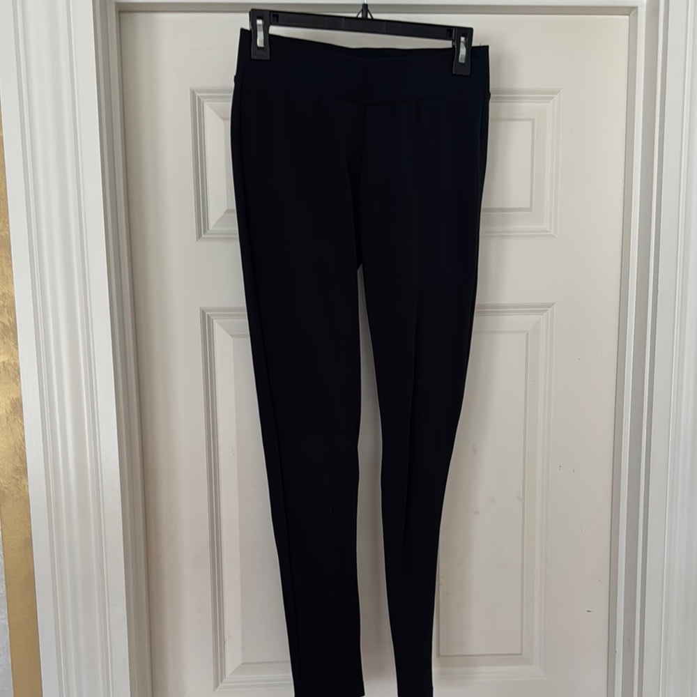 Comfortable Lilly Pulitzer Black Elastic Waist Pants tapered leg Small